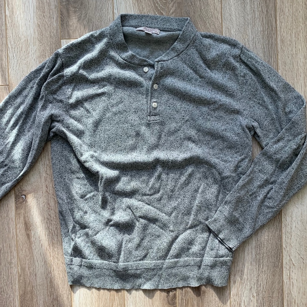Grey Tweed Men's Henley Shirt - Slightly shrunk so size small